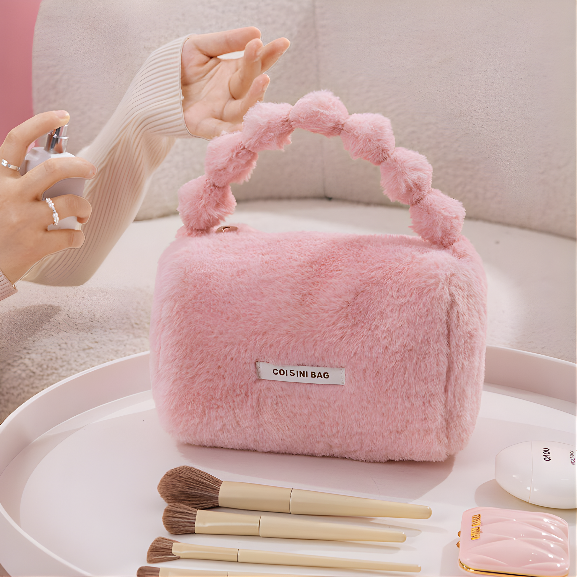Best1 luxury fluffy faux fur cosmetic bag in soft pink, perfect for travel makeup storage with a stylish design.